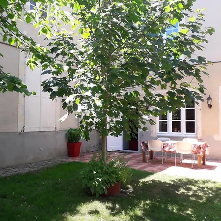 Quasimodo Tatil Evi Baugé